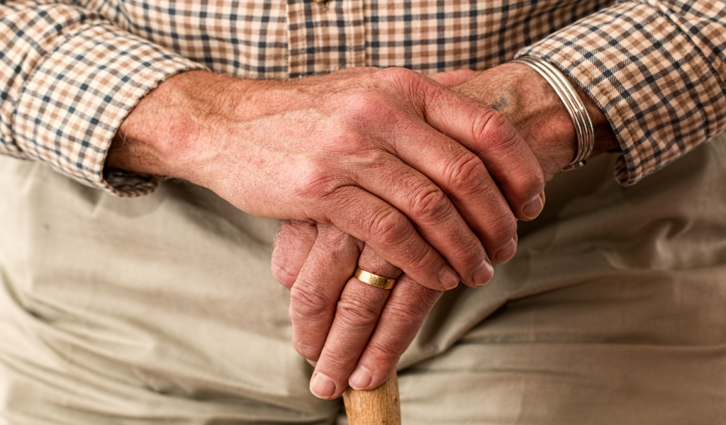 Ways The Elderly Can Strengthen Their Bone And Gum Health