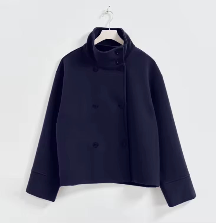 Elise Korte Damesjas – Elegant, Comfortabel en Veelzijdig met Dubbele Knopenrij