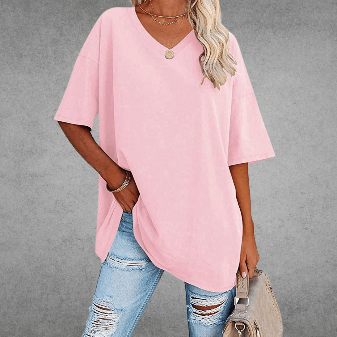 Design a comfort di t-shirt oversize ninon con un collare V & Fabric leggero e traspirante