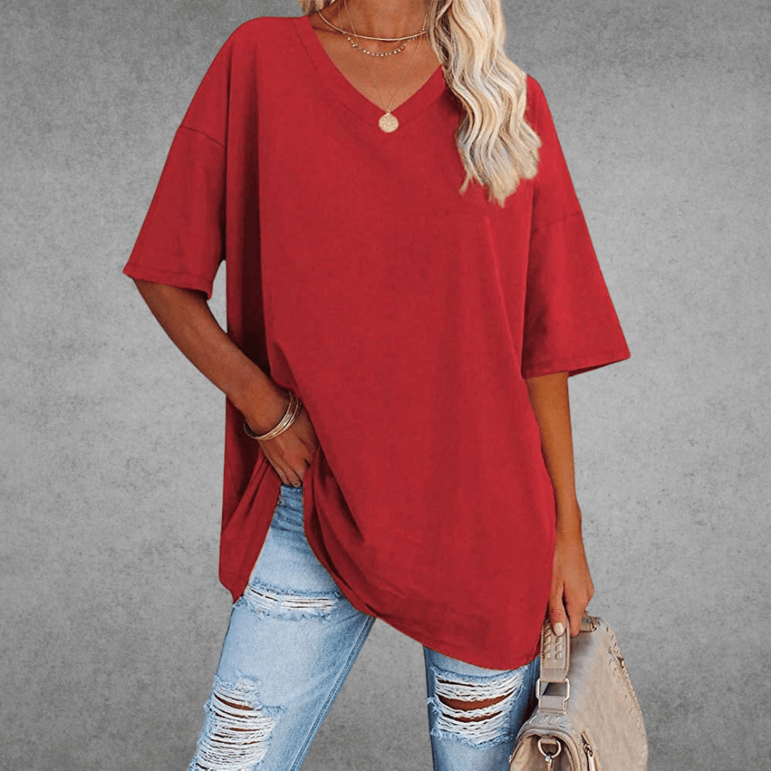 Design a comfort di t-shirt oversize ninon con un collare V & Fabric leggero e traspirante
