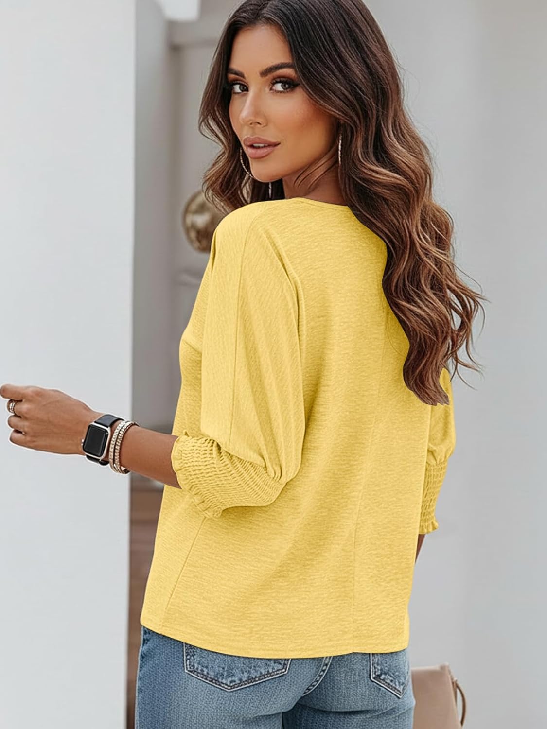 Fresia Bluse Dame Rund Hals – Top med 3/4 Ærmer med Rynker Elegant Flydende Pasform
