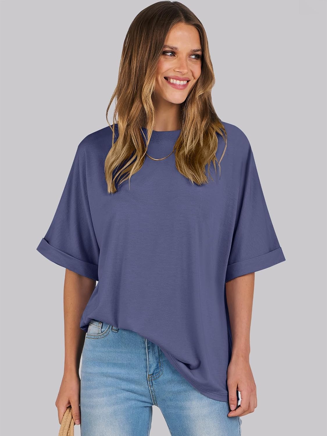 Laura Oversize Women's T-Shirt – Chic Summer Top with Round Neck and Short Sleeves Tunic
