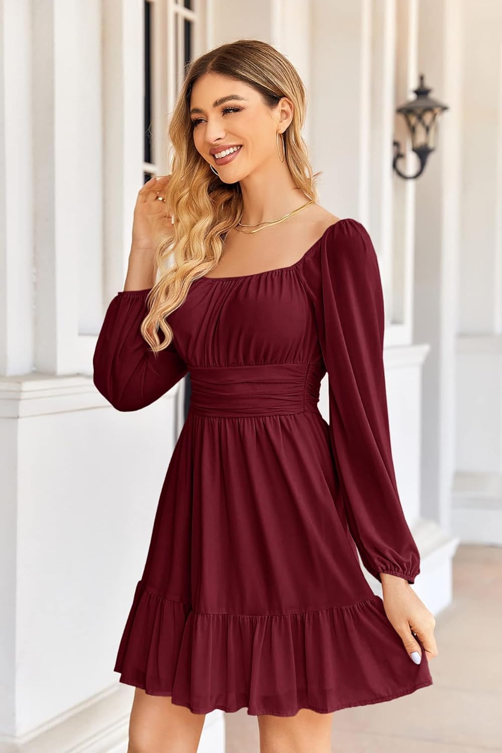 Rochie lungă pentru femei Élodie – Rochie elegantă cu guler pătrat, volane și mâneci transparente