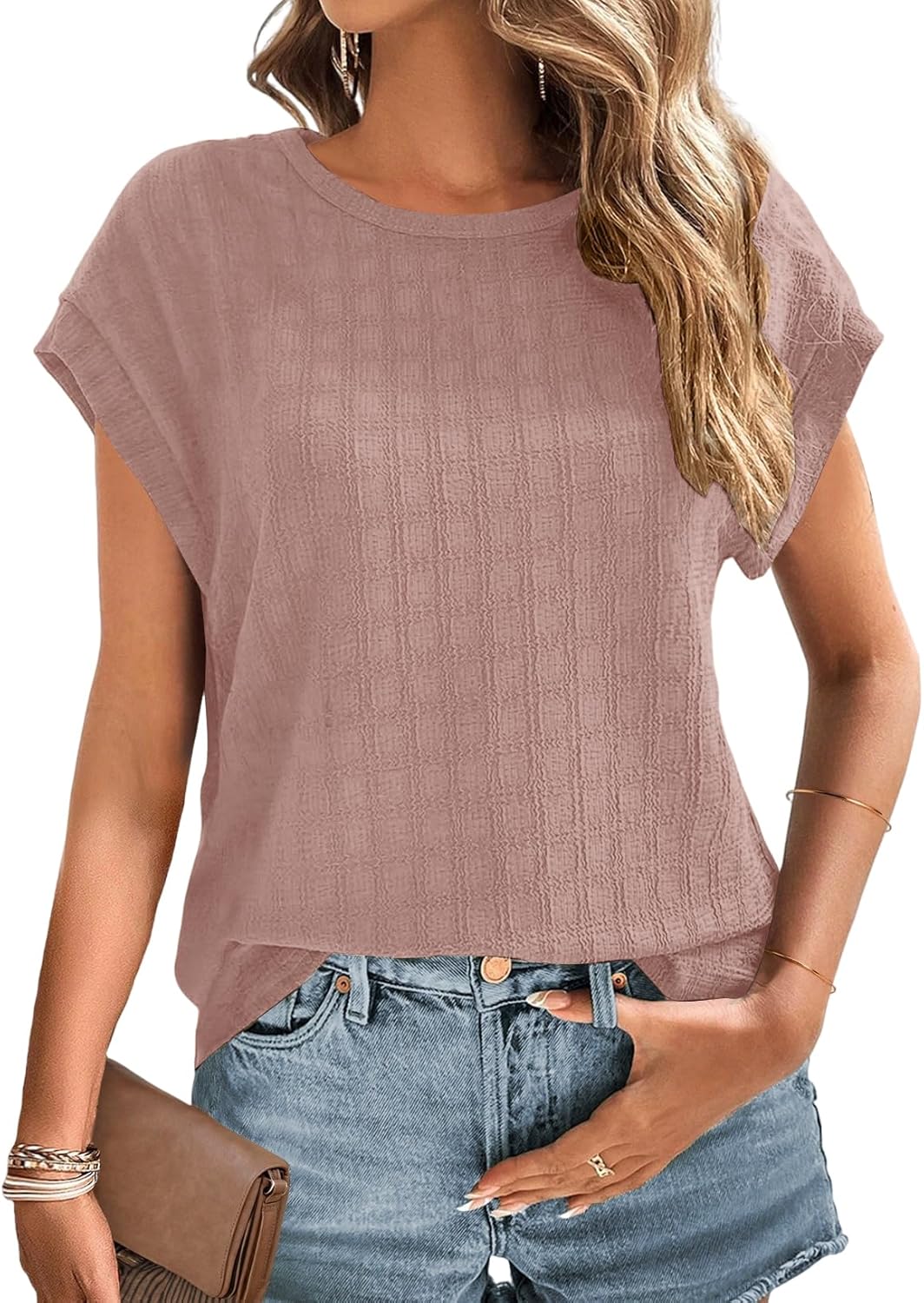 Blusa Clara Feminina Bordada – Top Casual com Mangas Curtas e Gola Redonda