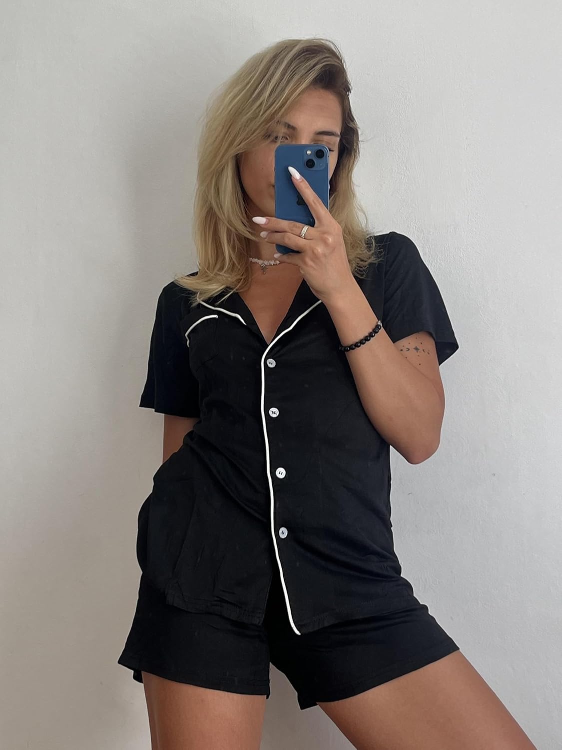 Conjunto de Pijama Feminino Sophie – Conjunto de Noite 2 Peças Macio com Botões & Calção Confortável