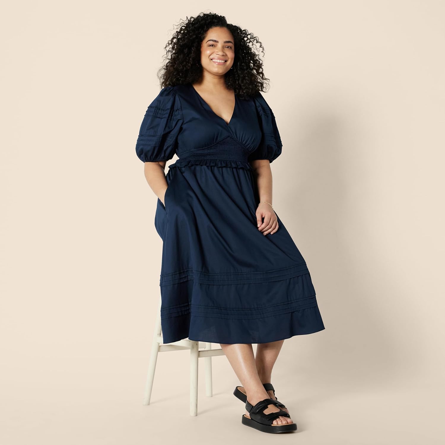 Charlotte Midikleid für Damen – Elegantes Kleid mit Puffärmeln und V-Ausschnitt