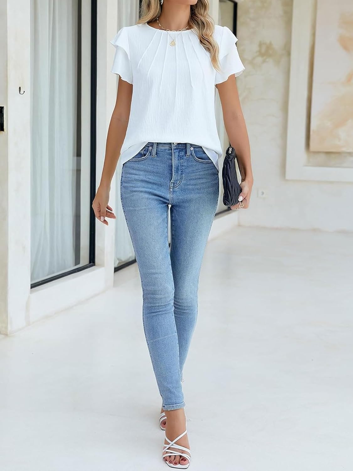 Bluza Sophie pentru femei plisată – top elegant cu guler rotund și mâneci cu volane chic