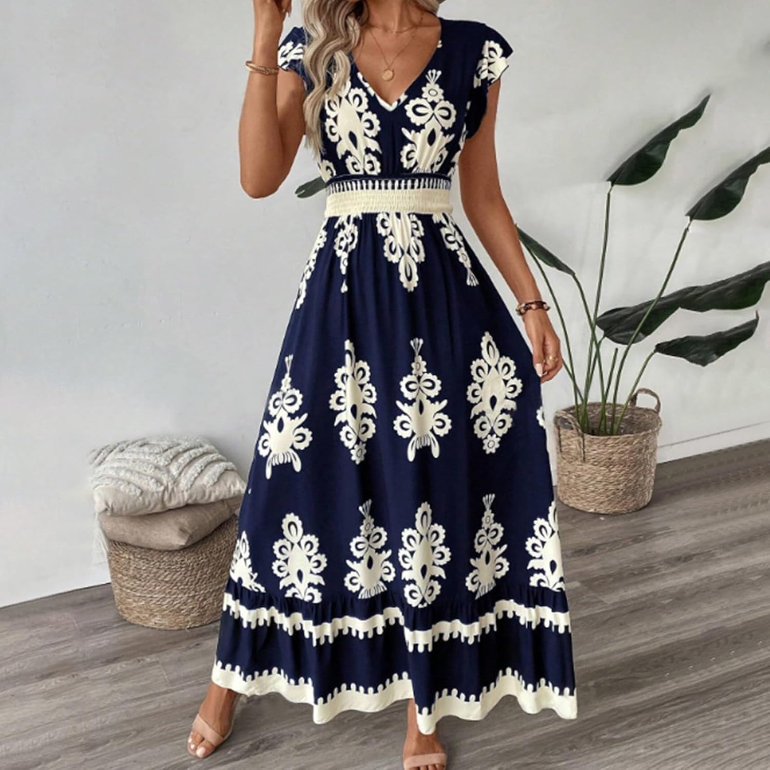 Giulia naisten mekko – boheemi kukallinen A-linjainen maksimekko, kevyt ja elegantti kesämekko
