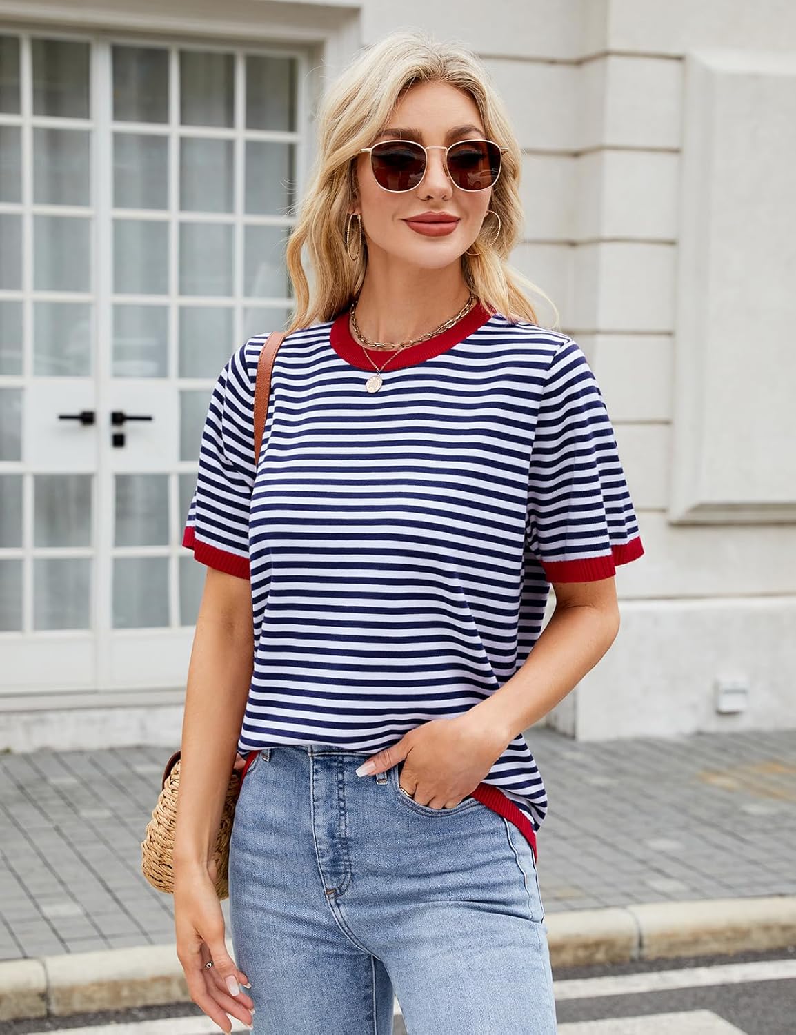 T-shirt Sofia Γυναικείο Καλοκαίρι – Ριγέ άνετο τοπ με στρογγυλή λαιμόκοψη, κοντά μανίκια, ελαφρύ ύφασμα