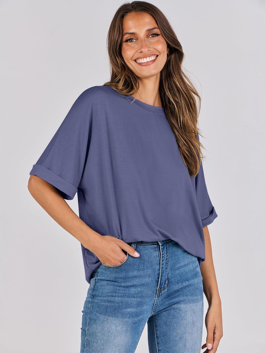 Laura Oversize Women's T-Shirt – Chic Summer Top with Round Neck and Short Sleeves Tunic