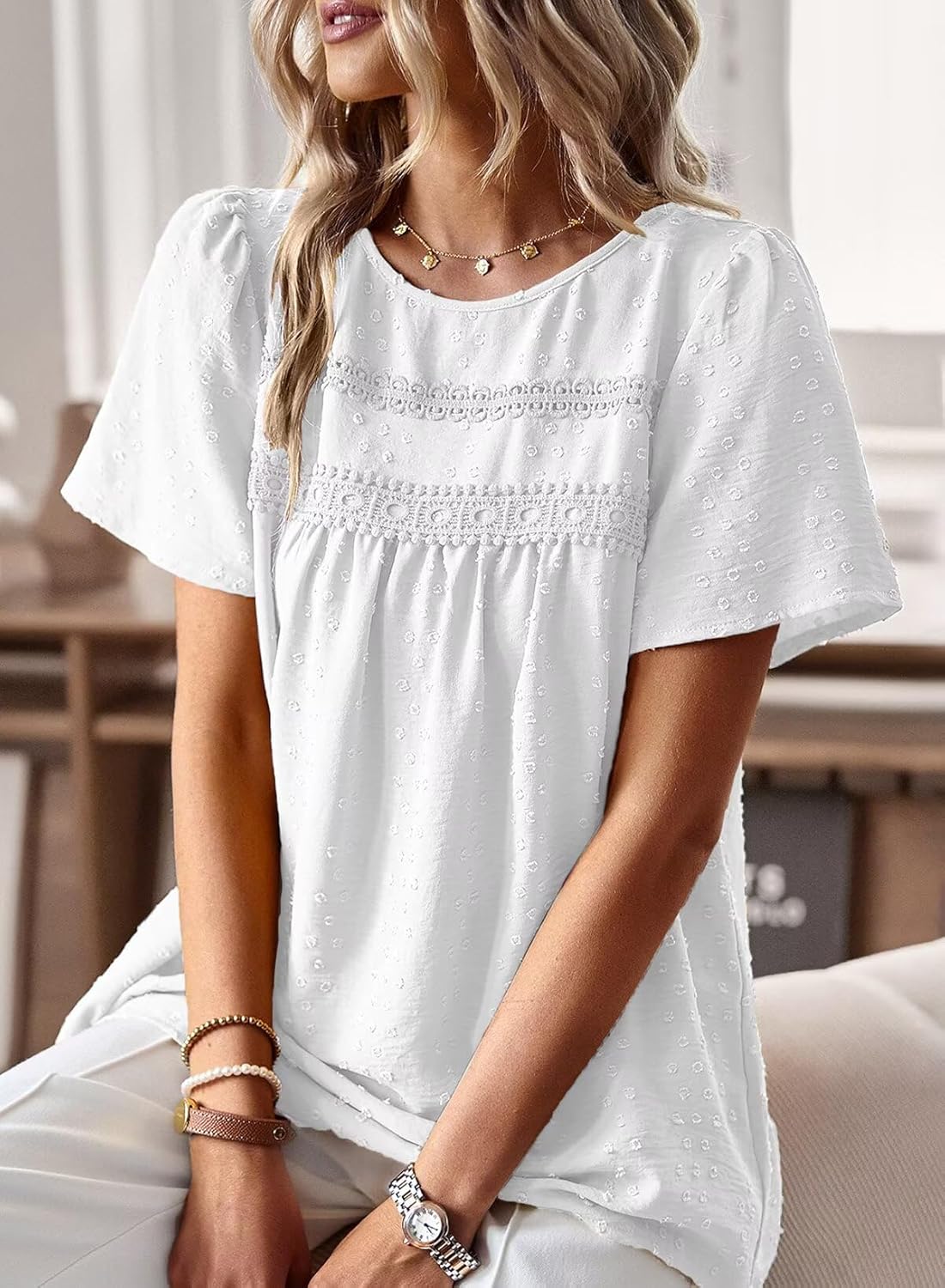 Blusa Eugenia Feminina – Top Boémio com Renda de Croché e Mangas Curtas