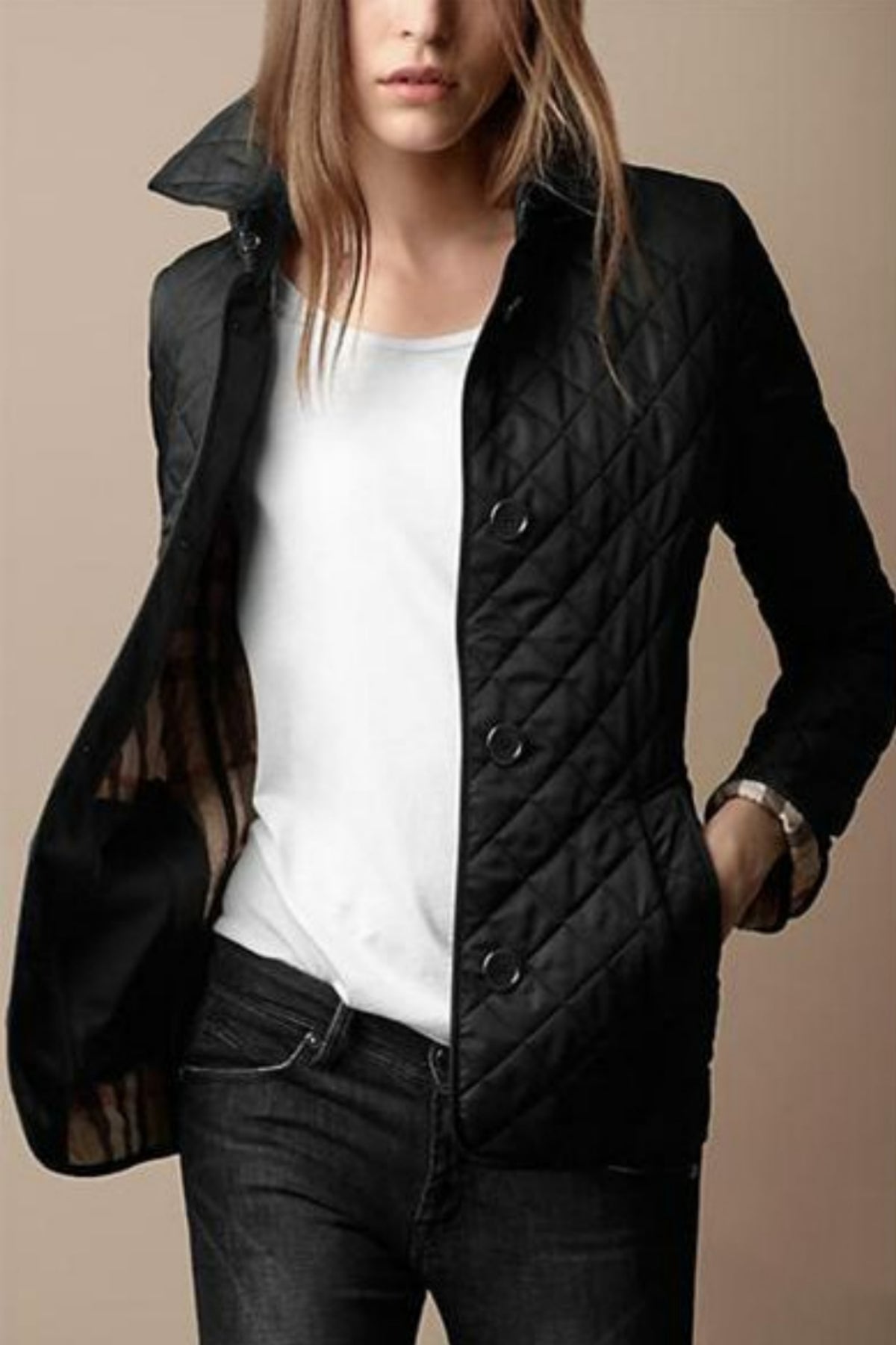 Clara Steppjacke – Elegante und bequeme Jacke mit feinen Details und tailliertem Schnitt