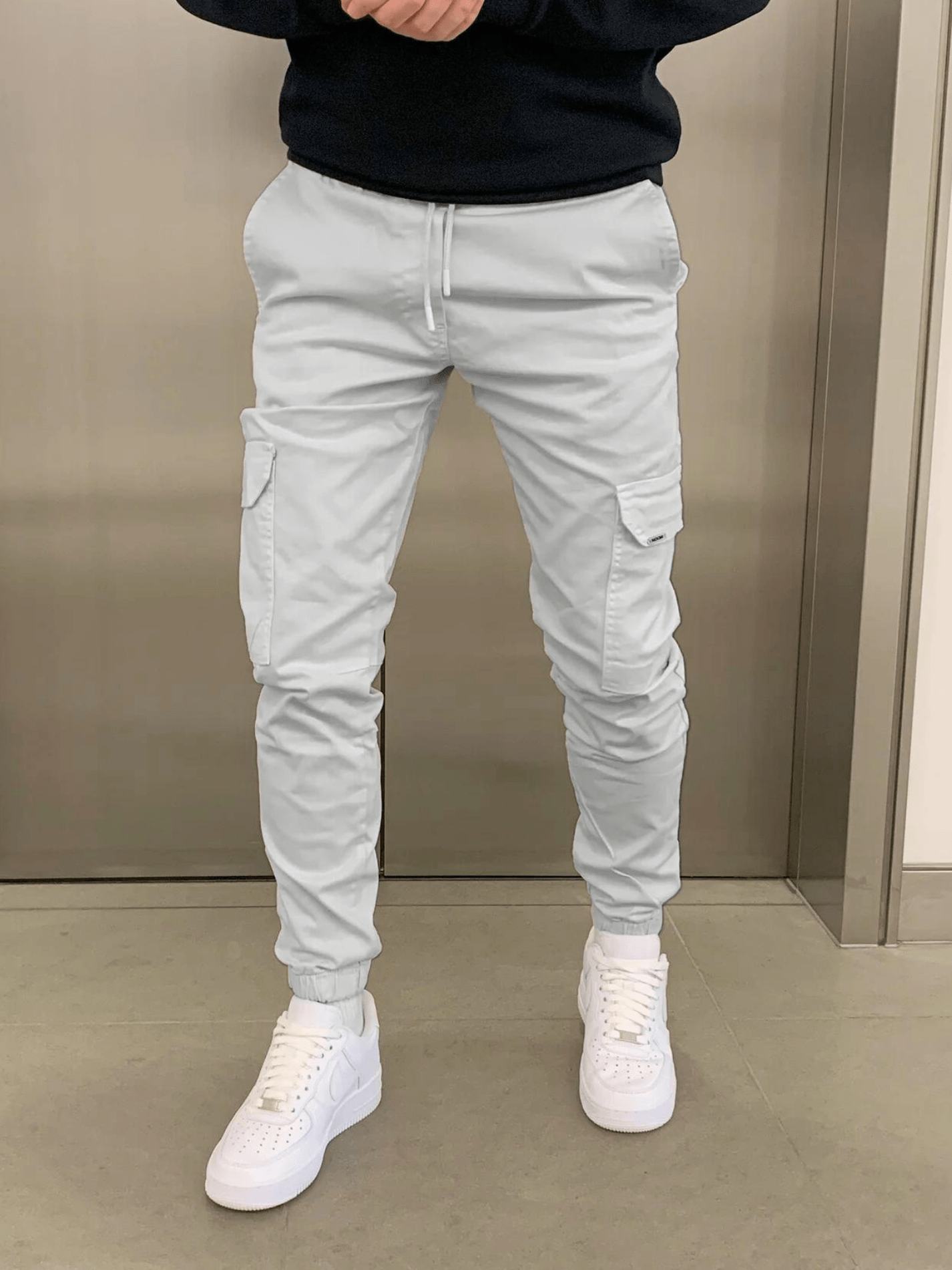 John elegantne muške hlače – moderan kroj, izdržljiva tkanina i svakodnevna udobnost