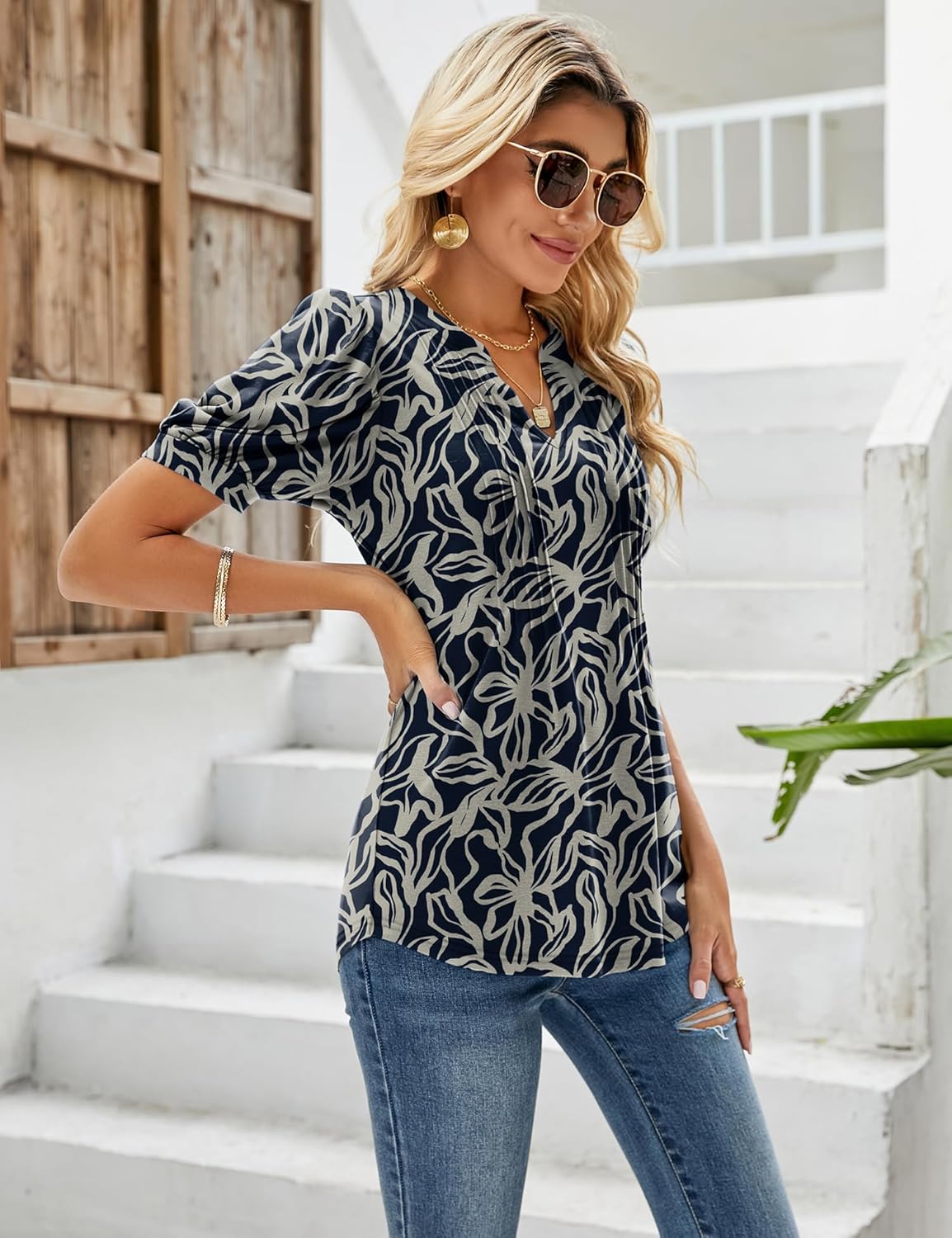 Sofia Haut Donna Scollo a V – T-shirt Fluida con Stampa Floreale, Maniche a Sbuffo e Dettagli Plissettati