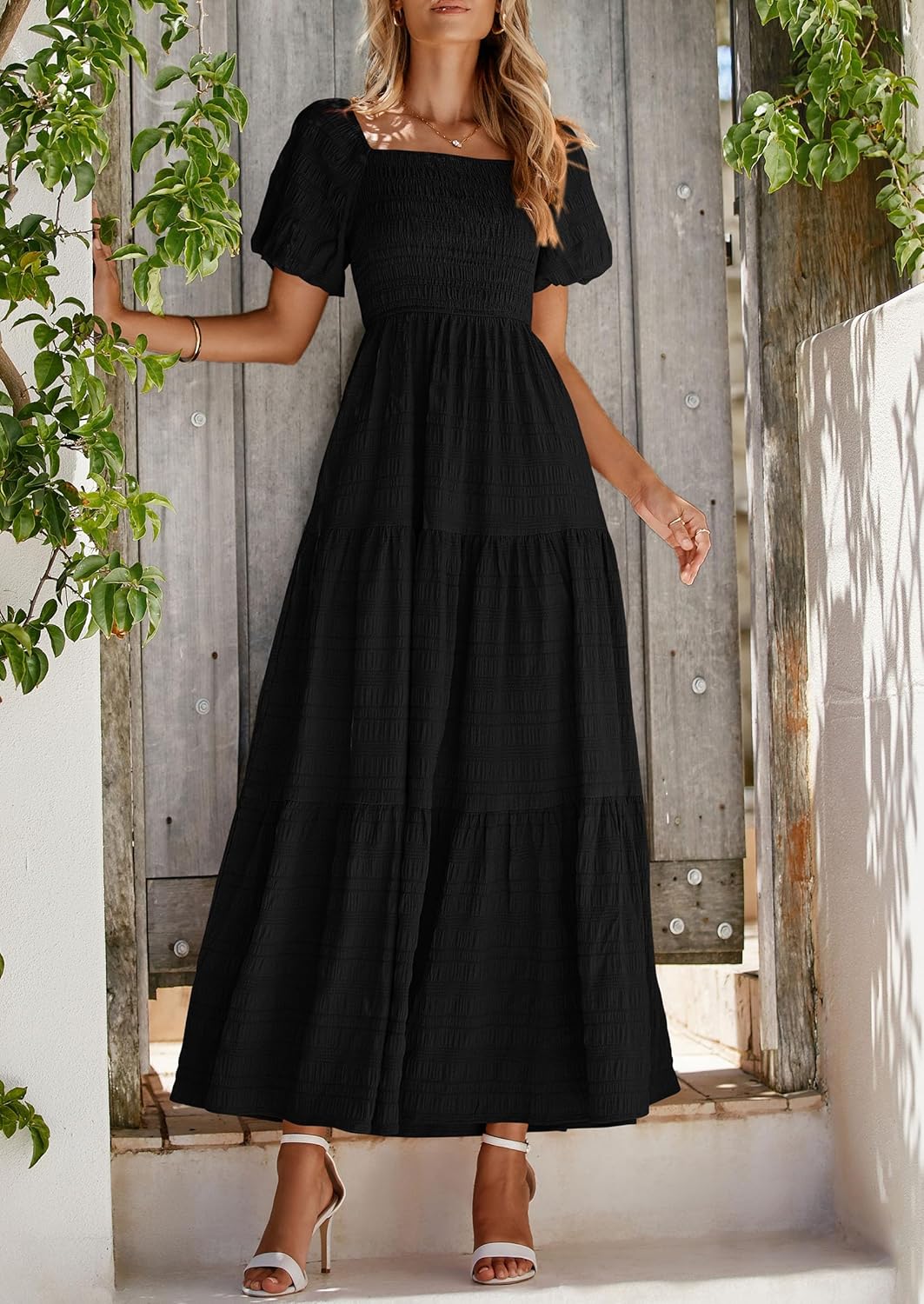 Vestito Maxi Estivo da Donna Reese – Vestito con Scollo Quadrato Arricciato, Maniche a Sbuffo e Volant Fluidi