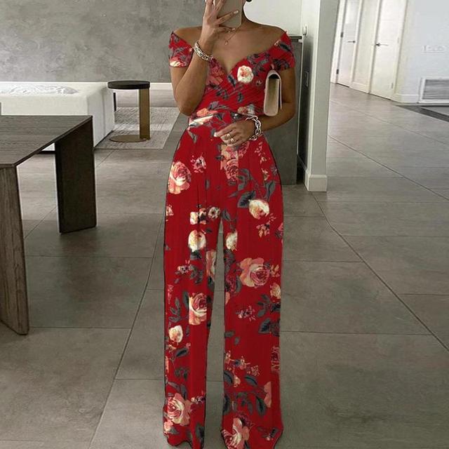 Combinazione da donna Lilibeth - eleganti spalle nude su una gamba larga e una cintura