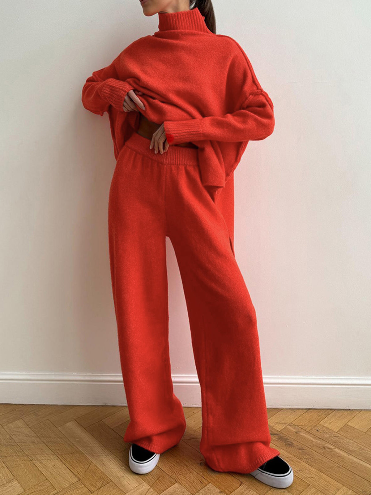 Amy sæt loungewear til kvinder i strik – blødt sæt med rullekrave og løse bukser