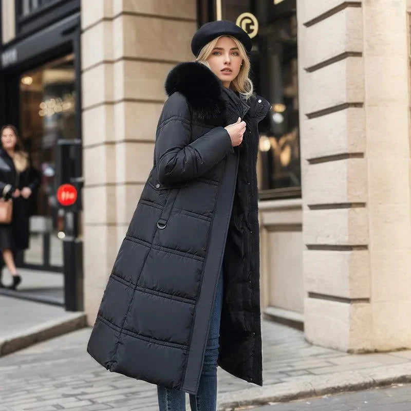 Amey Damen-Wintermantel mit Fellkragen – tailliert, warm & elegant