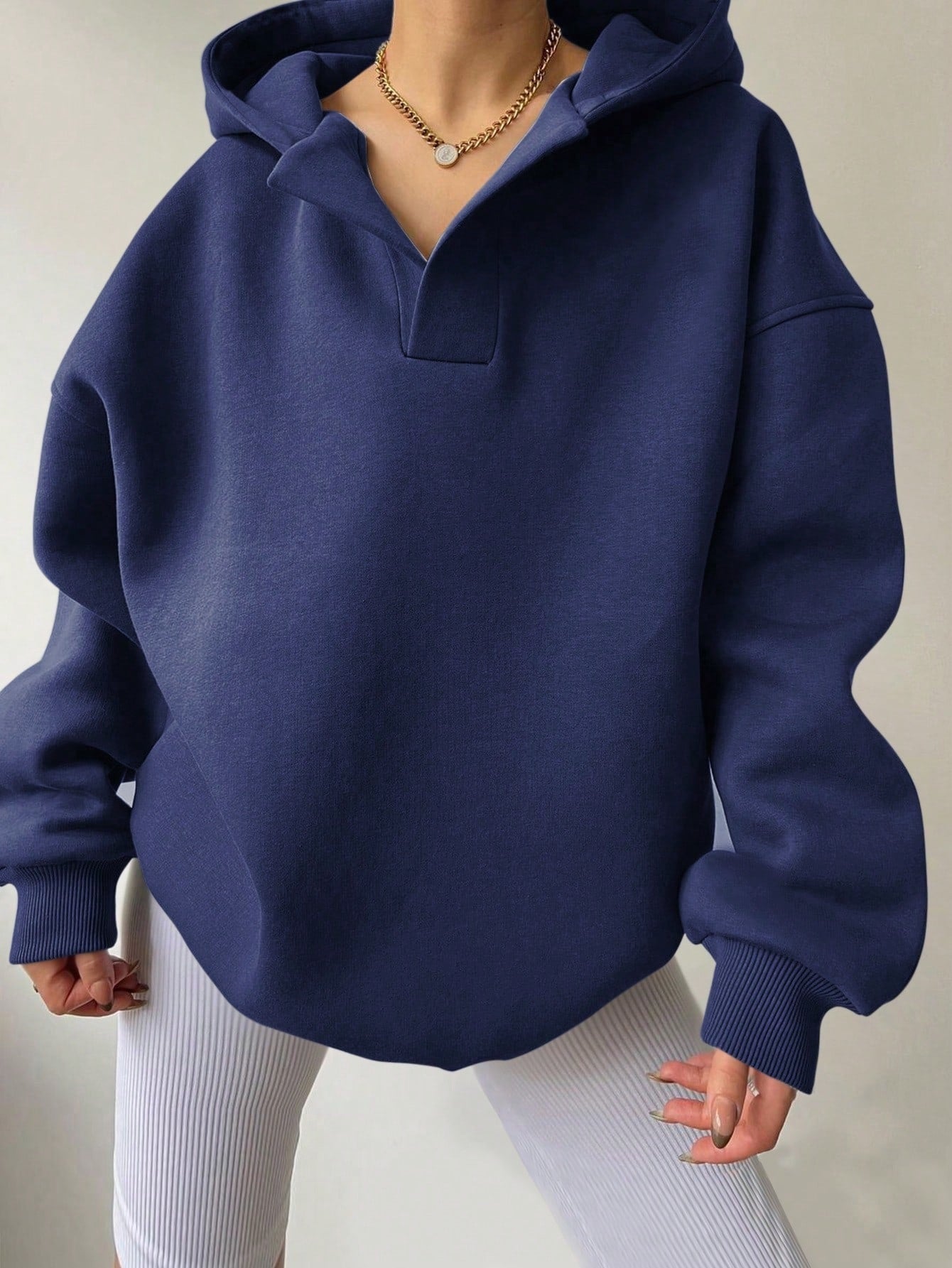 Nayeli Sweat Women – Loose Solid Comfortable Hoodie for a Casual Autumn/Winter Style