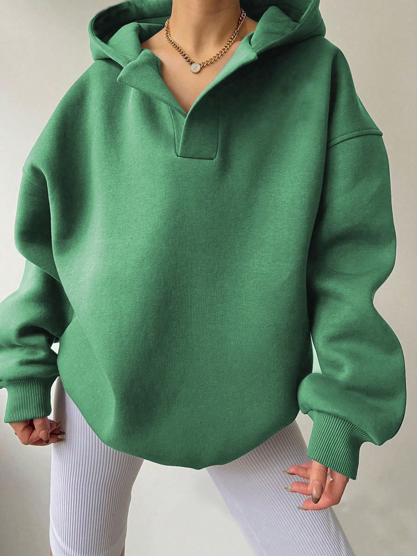 Nayeli Sweat Women – Loose Solid Comfortable Hoodie for a Casual Autumn/Winter Style