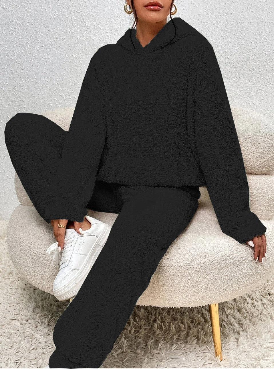 Lillie Women's Set – Soft Fleece Indoor Outfit with Hoodie & Comfortable Jogging Pants