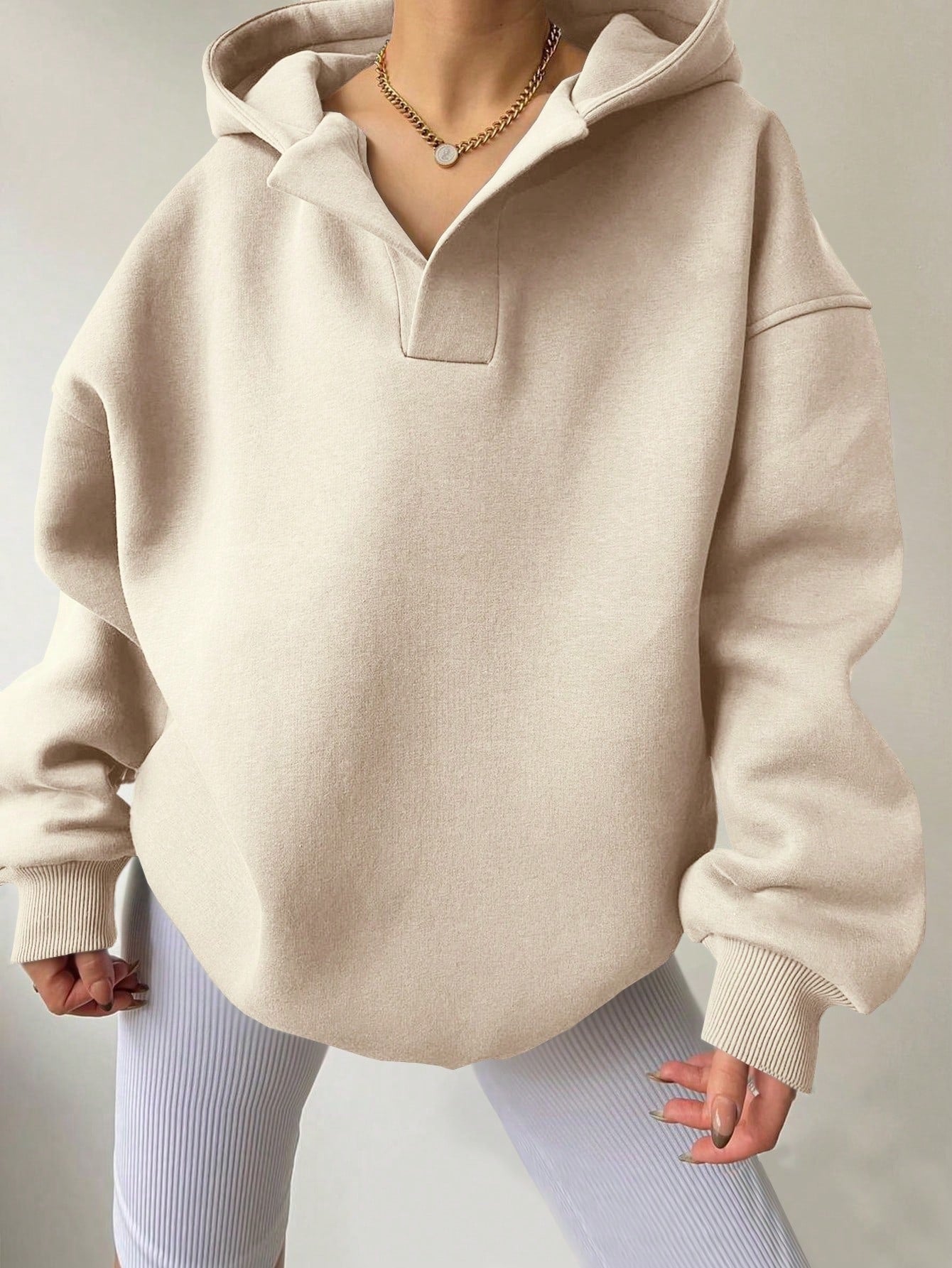 Nayeli Sweat Women – Loose Solid Comfortable Hoodie for a Casual Autumn/Winter Style