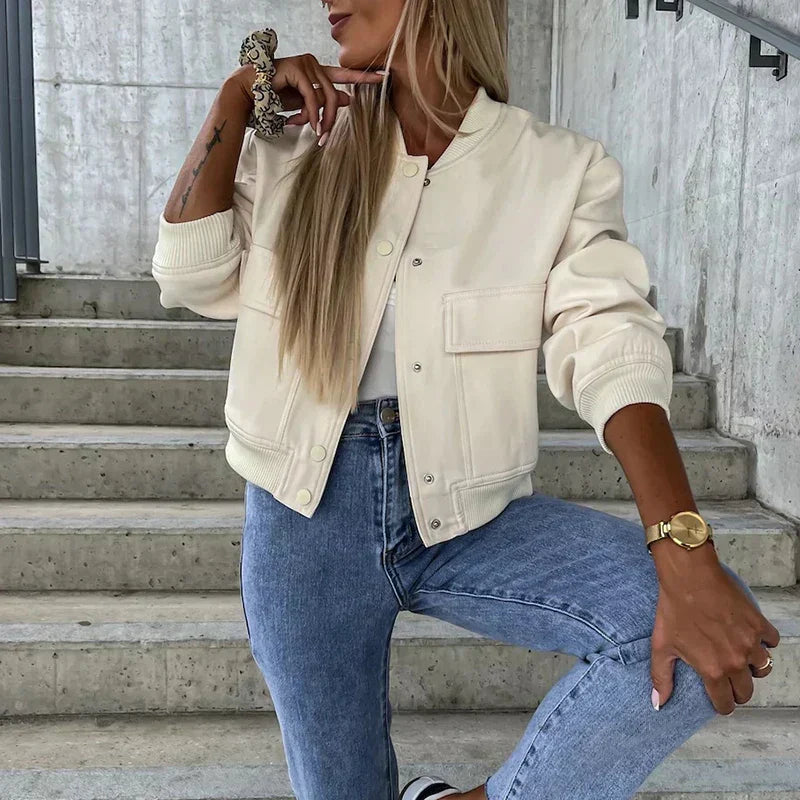 Paula Casaco Bomber Mulher – Estilo Curto com Bolsos com Aba & Visual Urbano na Moda
