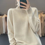 Luan Camisola de Gola Alta para Mulher – Malha Macia com Detalhes Canelados e Corte Moderno Relaxado