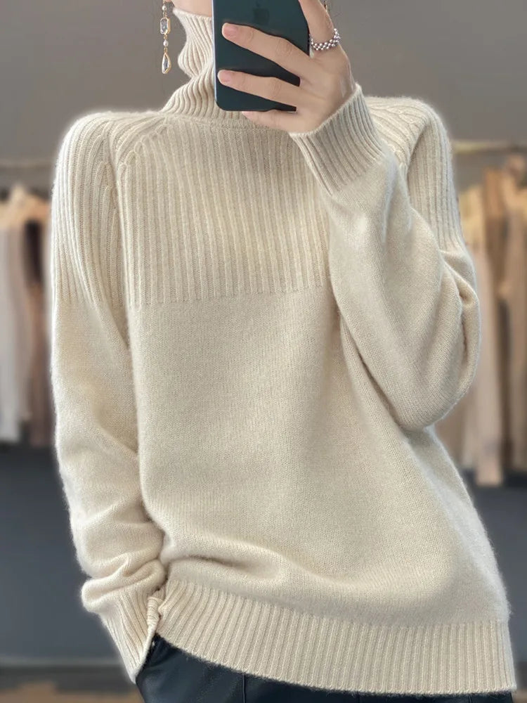 Luan Camisola de Gola Alta para Mulher – Malha Macia com Detalhes Canelados e Corte Moderno Relaxado