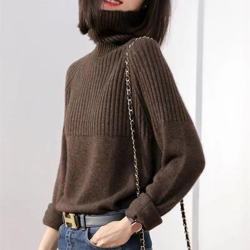 Luan Camisola de Gola Alta para Mulher – Malha Macia com Detalhes Canelados e Corte Moderno Relaxado