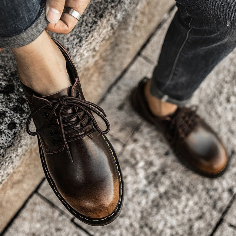 Sapatos Enzo Homem Casual – Modelo Baixo com Atacadores e Sola Durável para o Dia a Dia