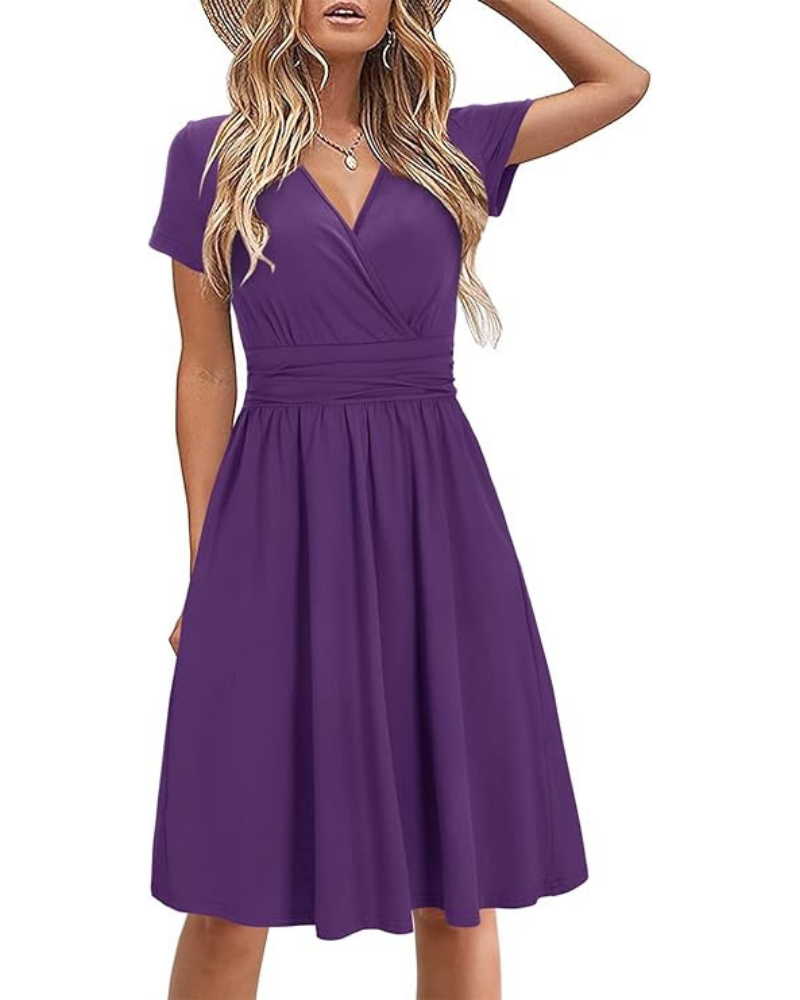 Sukienka Genesis Femme – Kwiatowy Wzór, Kopertowy Dekolt w Serek i Kieszenie, Elegancki Krój A-Line