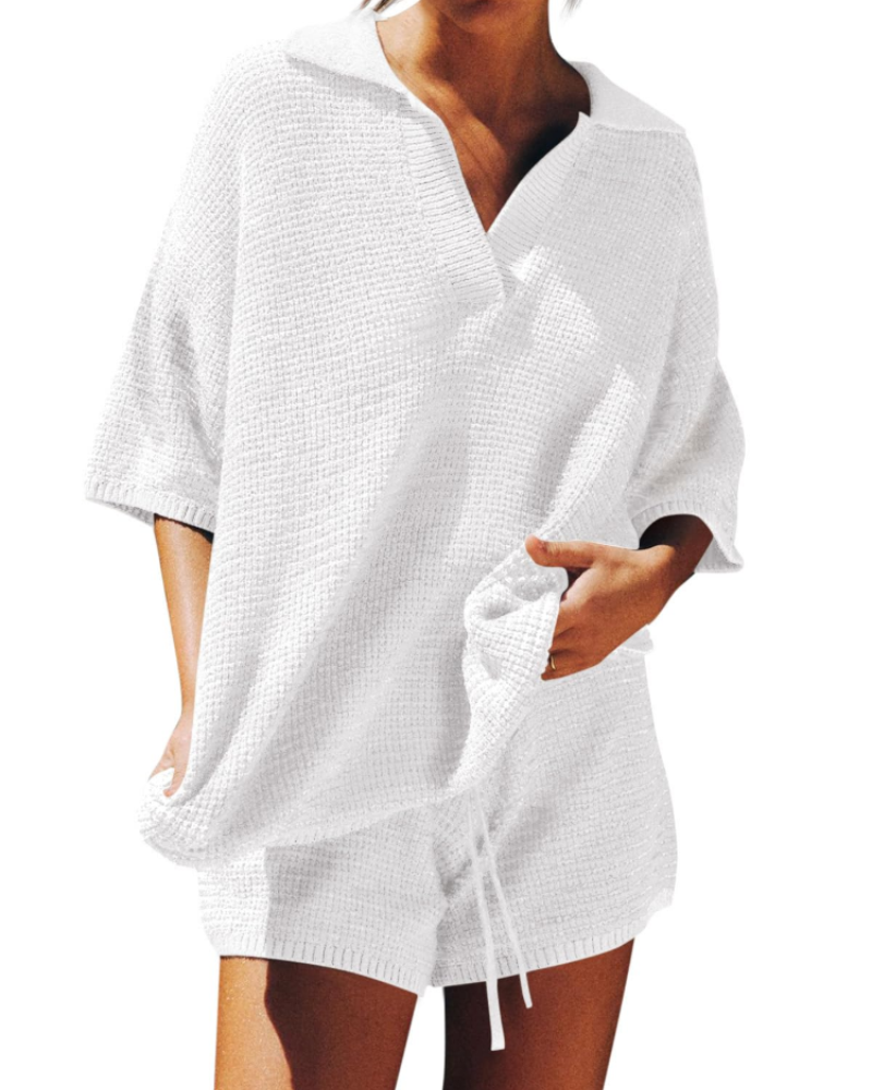 Chloe Women's Lounge Set – Oversized V-Neck Sweater & High-Waisted Shorts