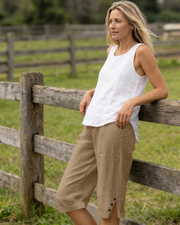 Sophie Women's Short Capri – High-Waisted Long Shorts in Linen & Cotton with Pockets