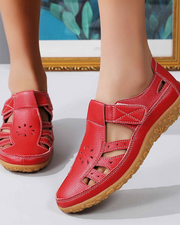 Elodie Sandálias Femininas Fechadas – Sapatos de Verão Leves com Recortes Respirantes