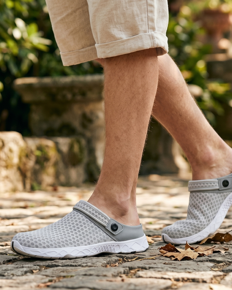 Rowan Unisex Garden Clogs – Lightweight Breathable Slip-On Shoes