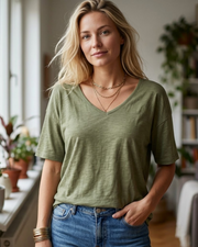 Dámske tričko Mila s výstrihom do V – oversize top s polodlhými rukávmi, ľahké, na bežné nosenie, letné