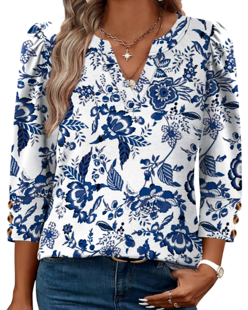 Claire női blúz V-nyakkal – elegáns 3/4-es ujjakkal és gombos részletekkel
