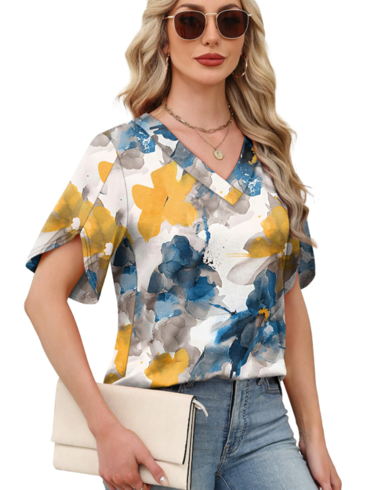 Bluza Sophie za žene – elegantan i ležeran top s V-izrezom i rukavima u obliku latica