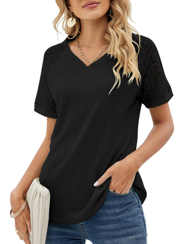 Baila T-shirt til kvinder i blonder – top med rund hals, korte ærmer, løs og elegant pasform