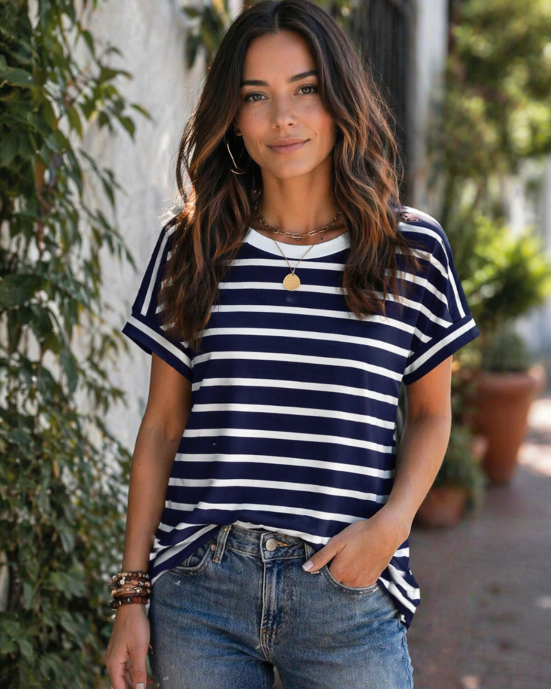 Zaria Top Feminino – T-shirt Casual Chic com Decote Redondo, Corte Solto e Mangas Curtas de Verão