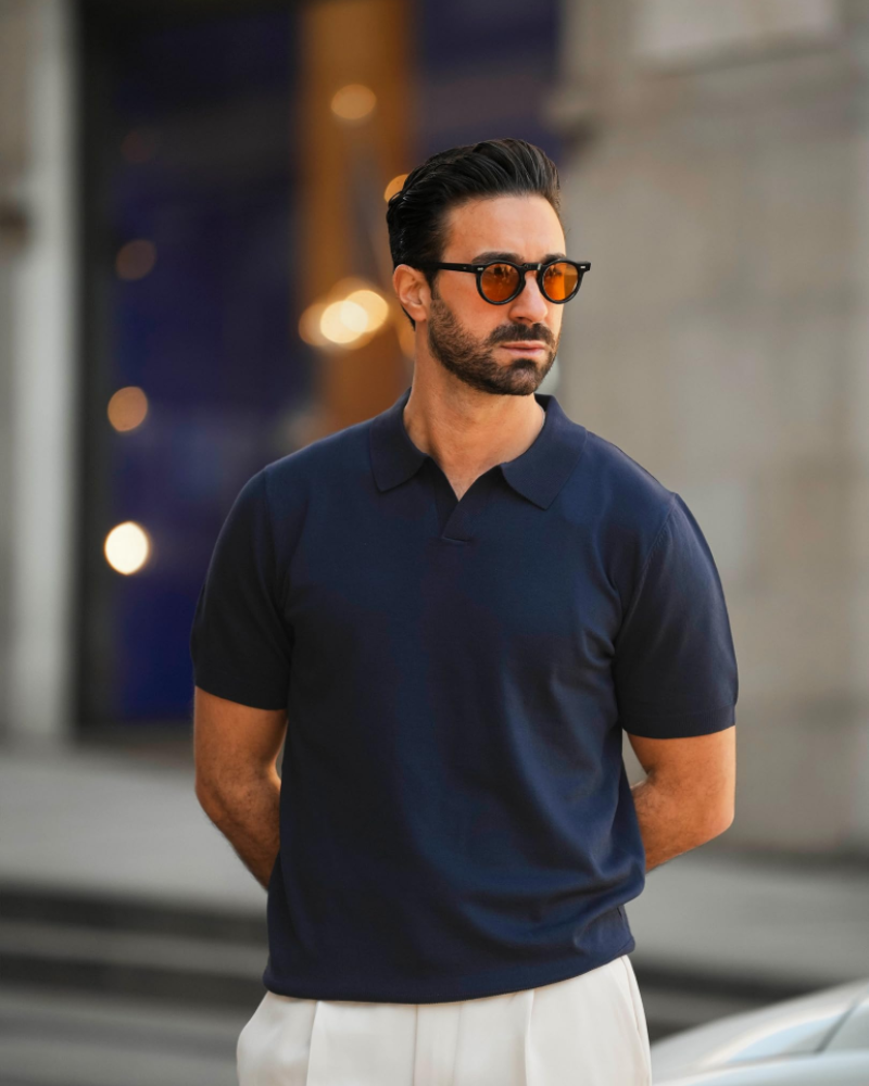 Ethan Herren Poloshirt aus Strick – Polokragen V-Ausschnitt Kurzarm mit seidigem Stretch-Effekt